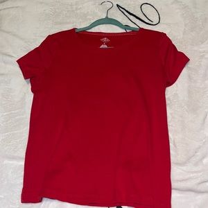 Scoop neck tee